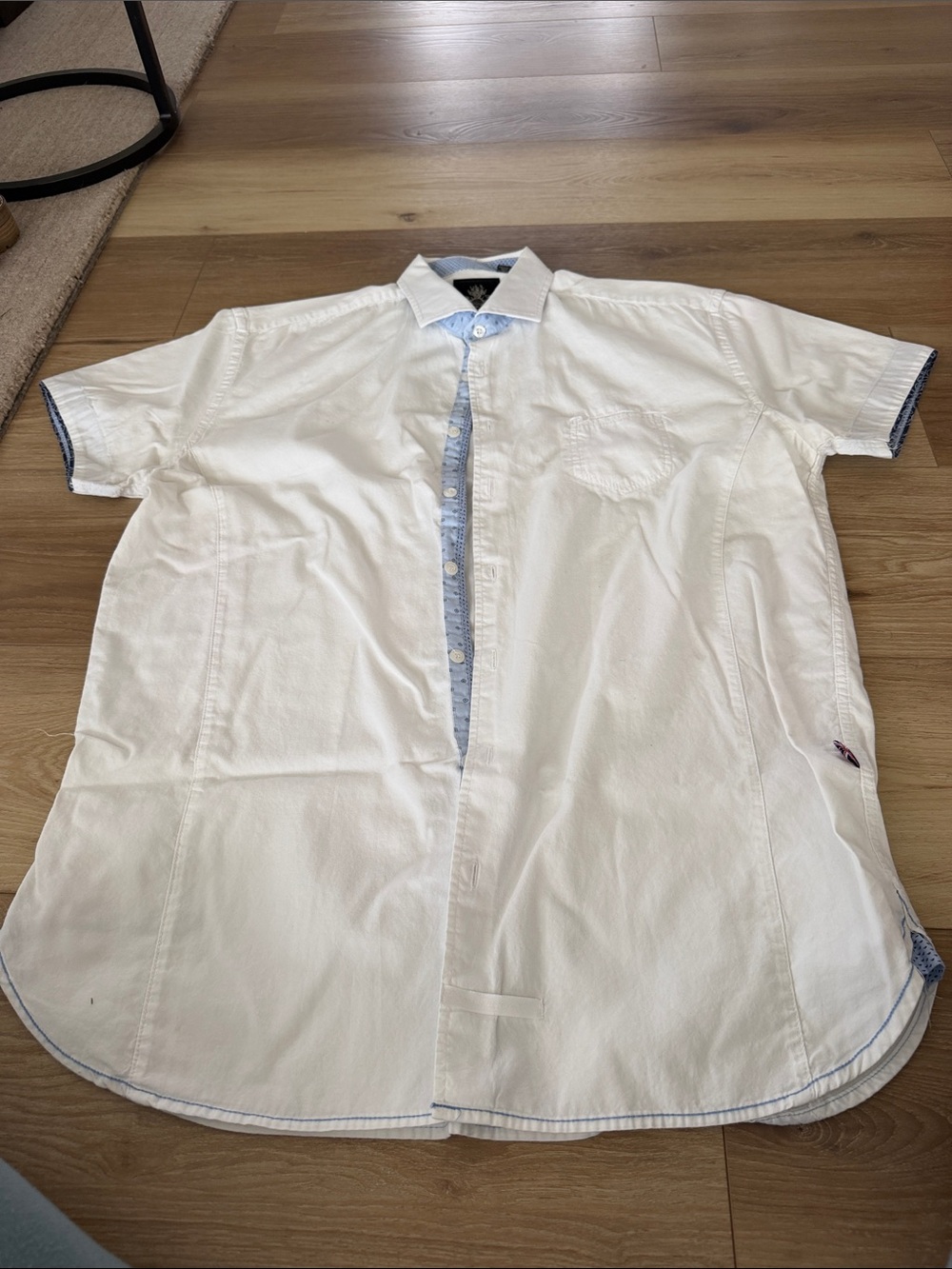 English Laundry White Short-Sleeve Button-Down Shirt with Blue Trim